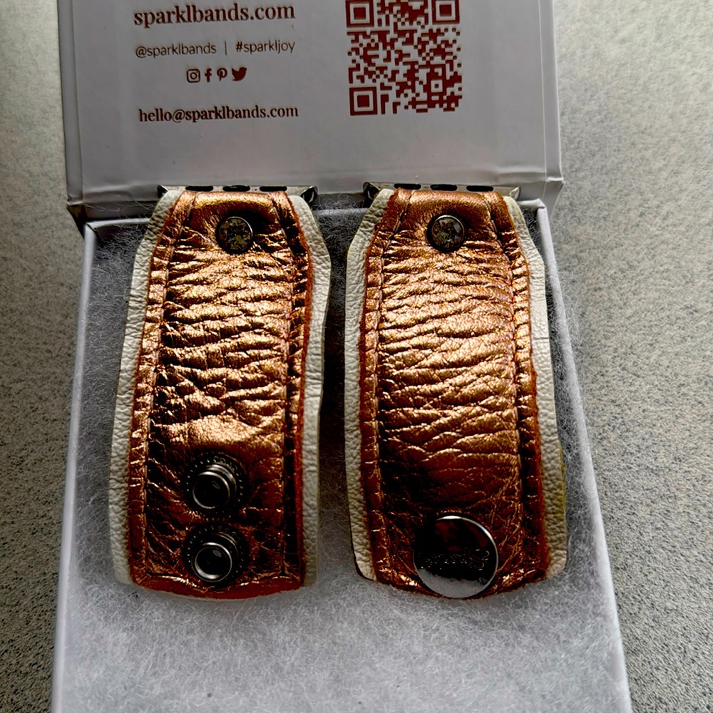 Sparkl Rose Gold Leather Apple Watch (38/40/41) Band XS